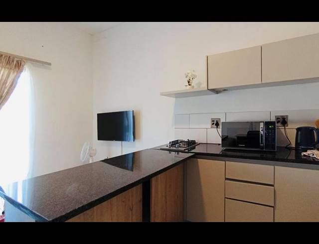 2 BEDROOM APARTMENT FOR SALE IN FERNDALE